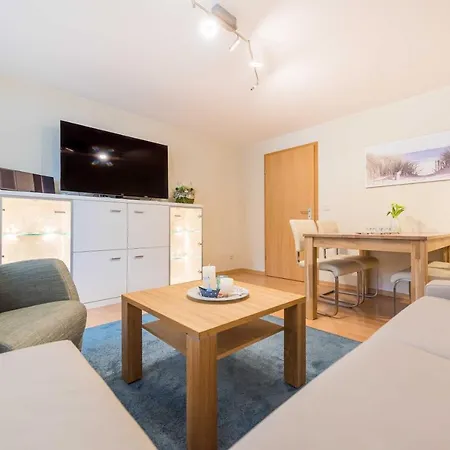 Haus Am Wintergarten Ph 7, 2 Sz, Strandnah By Unsere Urlaubszeit * Sellin (Rugen)